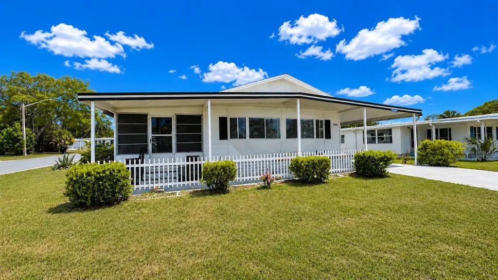 9287 Highpoint Boulevard, BROOKSVILLE