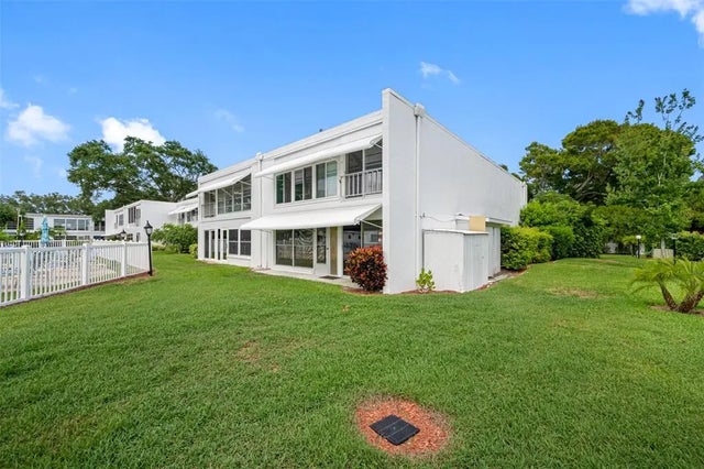 1655 S Highland Avenue E223, CLEARWATER