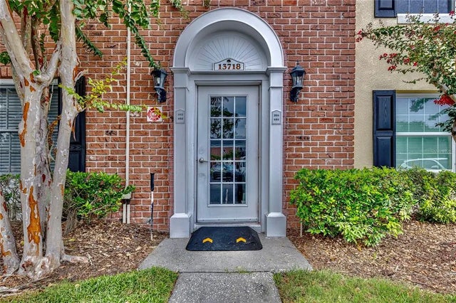 13718 Orange Sunset Drive 202, TAMPA