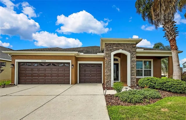 31518 Bearded Oak Drive, WESLEY CHAPEL