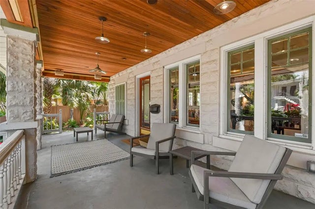 146 8th Avenue Ne, ST PETERSBURG
