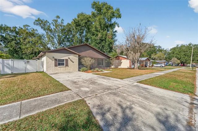 632 Swiss Drive, LAKELAND