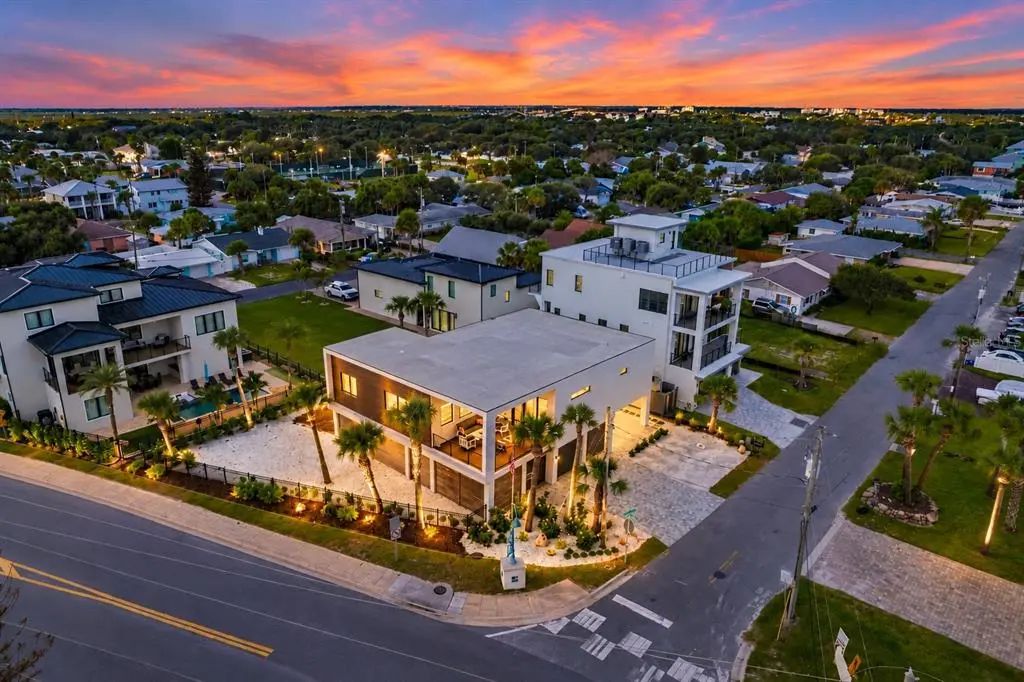 429 Columbus Avenue, NEW SMYRNA BEACH