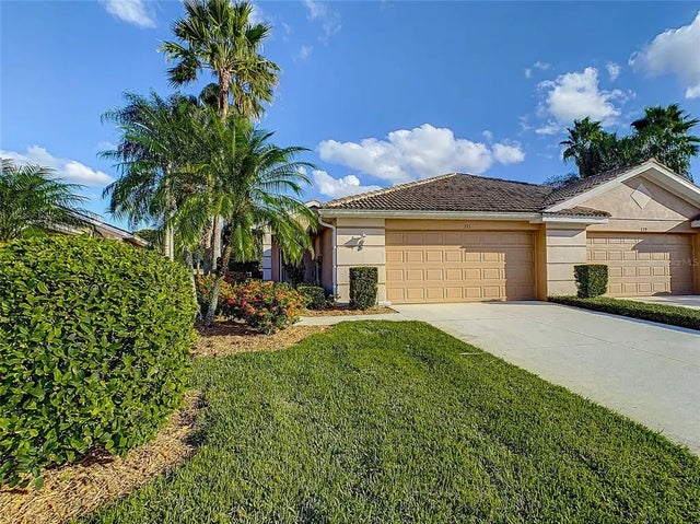 375 Fairway Isles Lane, BRADENTON