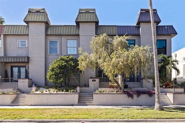 164 E Davis Boulevard, TAMPA