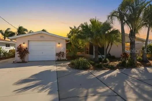 12612 4th Isle, HUDSON