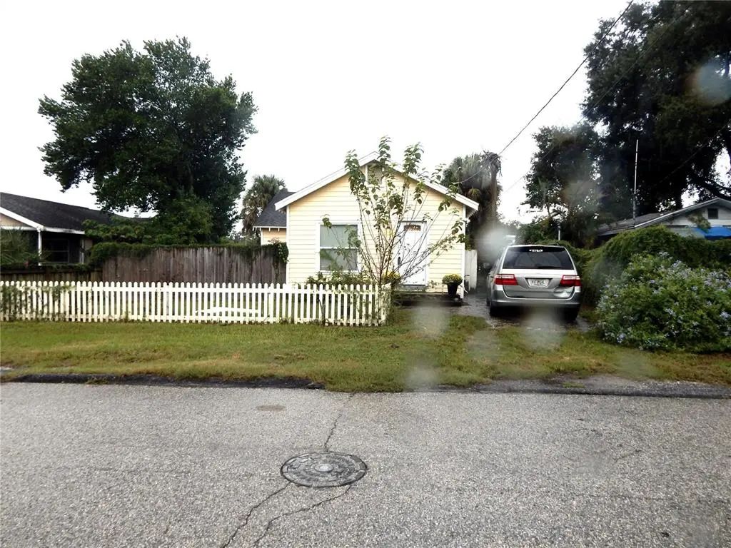 8608 N 9th Street, TAMPA