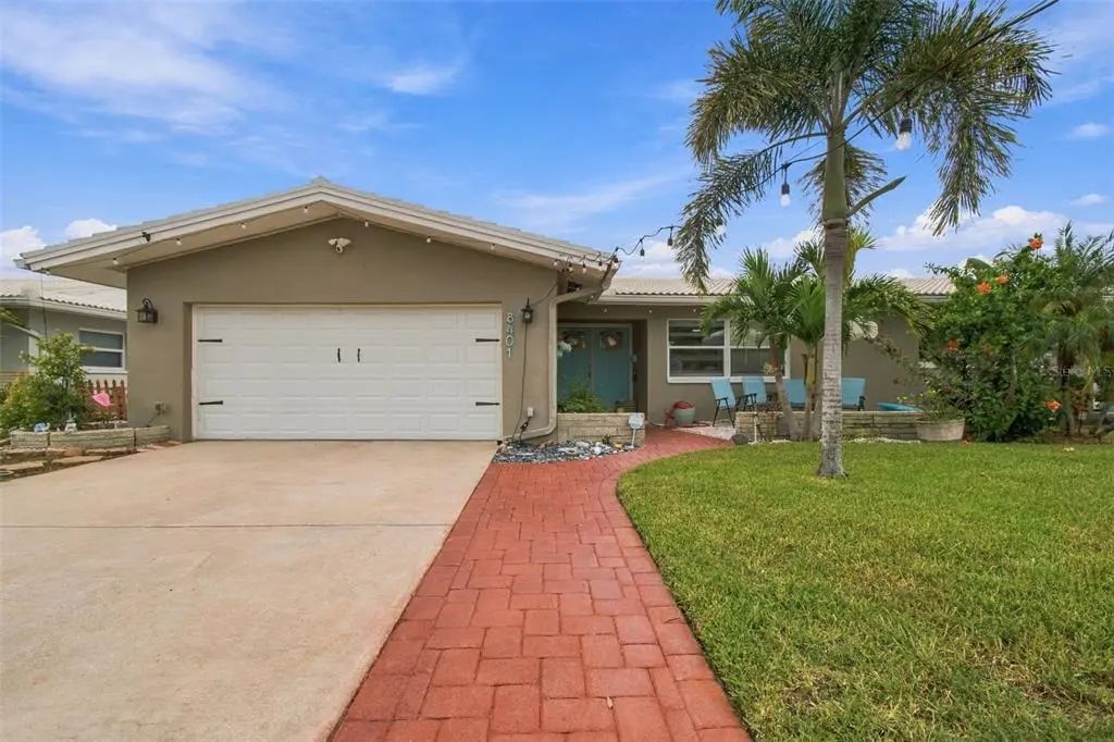 8401 Boulder Place, TAMPA