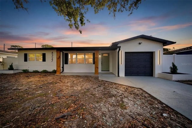 4327 59 Street N, ST PETERSBURG