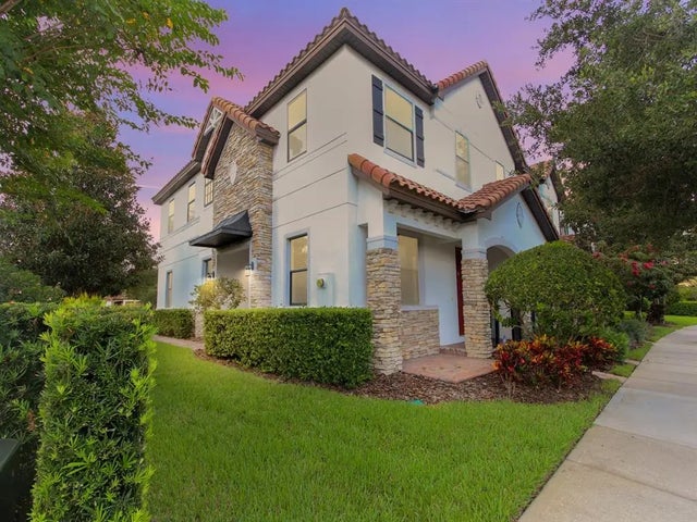 10070 Eagle Creek Center Boulevard, ORLANDO