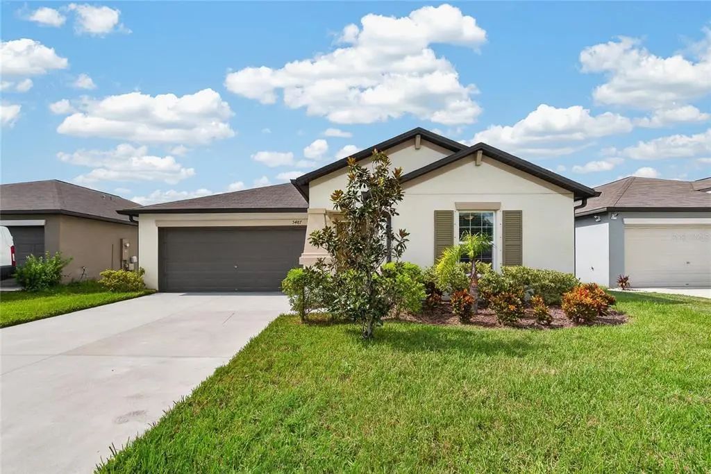 5487 Blue Azure Drive, WIMAUMA