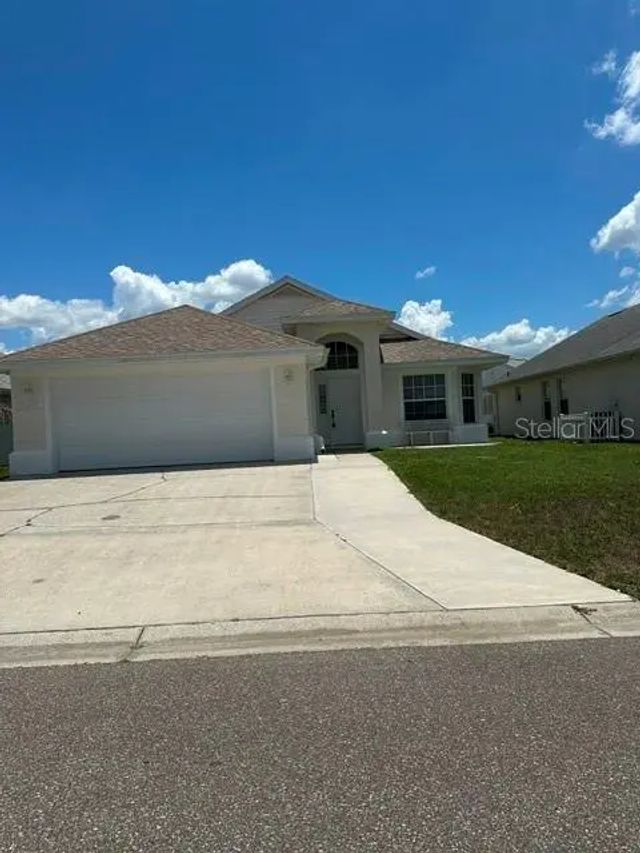 1525 Challenger Avenue, DAVENPORT