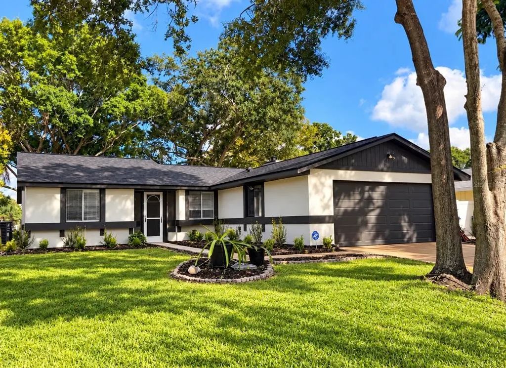 627 Timber Bay Circle W, OLDSMAR