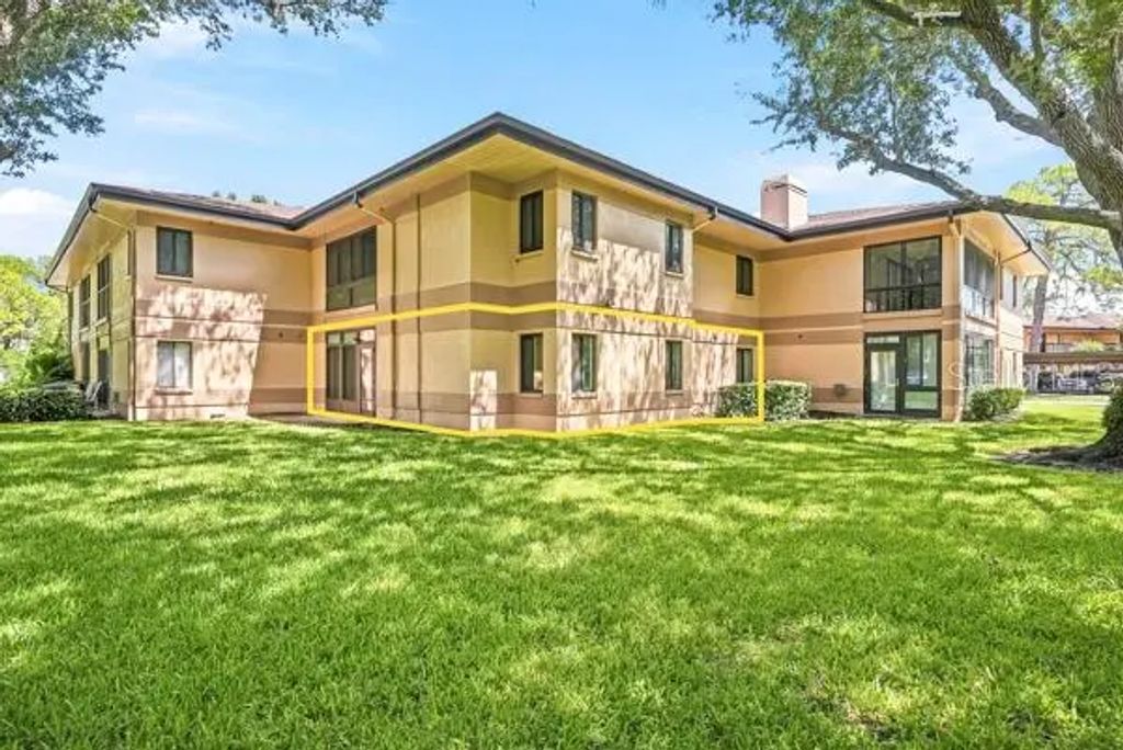 2669 Sabal Springs Circle 102, CLEARWATER