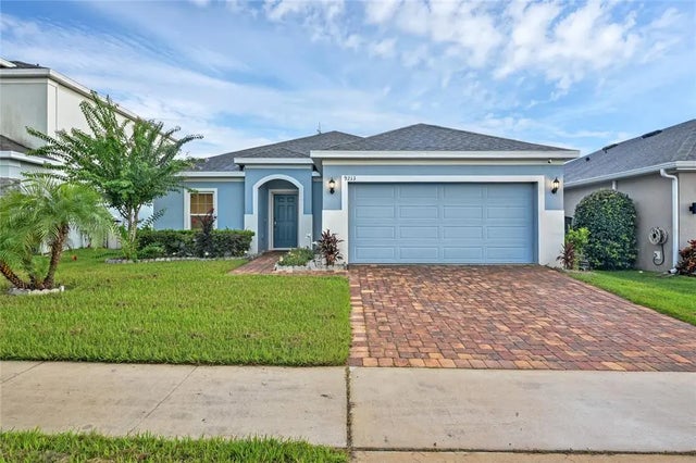 9213 Halsey Drive, GROVELAND