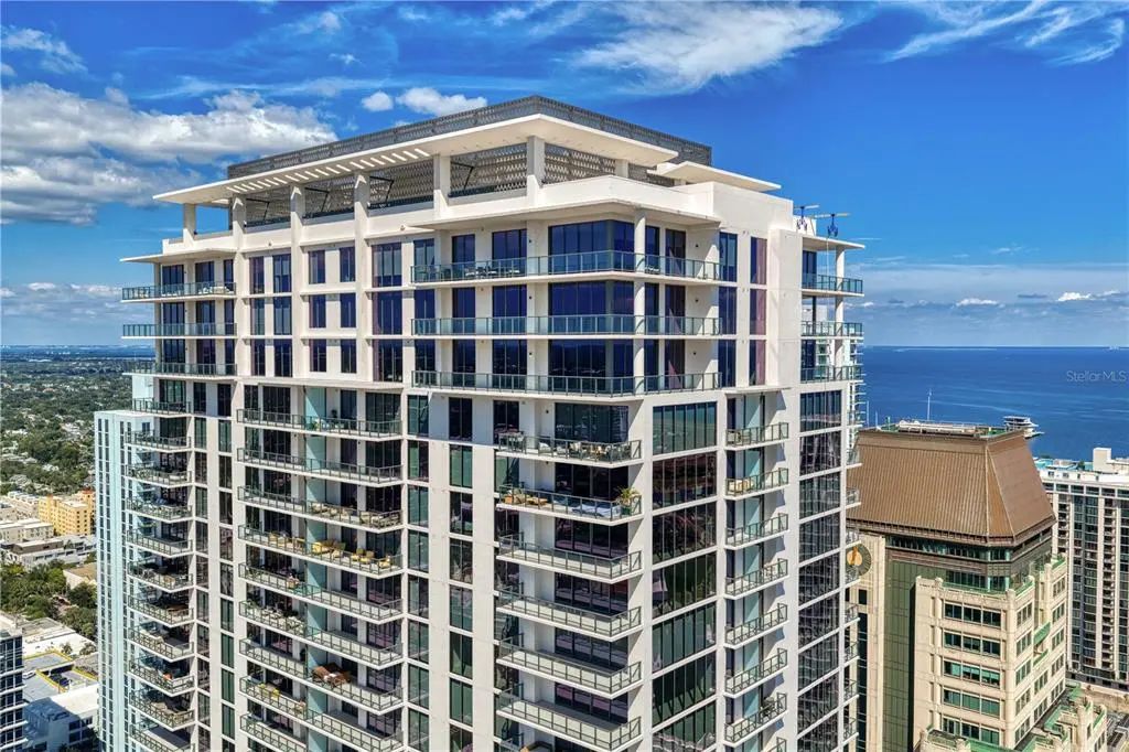 275 1st Avenue S 4004, ST. PETERSBURG