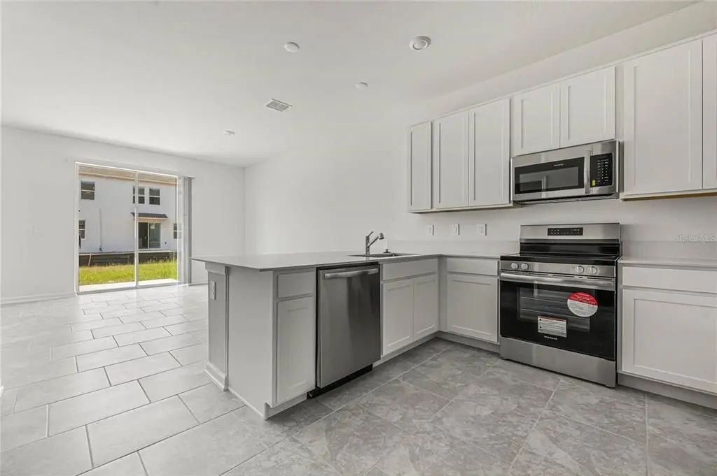 Photo of Listing #O6425714