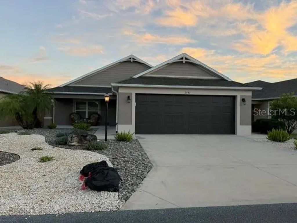2141 Locklin Lane, THE VILLAGES