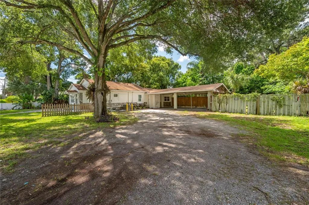 2307 E Osborne Avenue 102, TAMPA