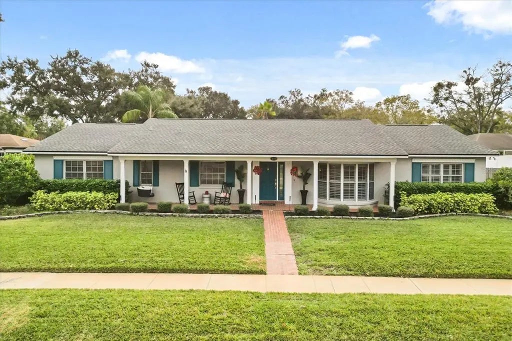 310 White Oak Circle, MAITLAND