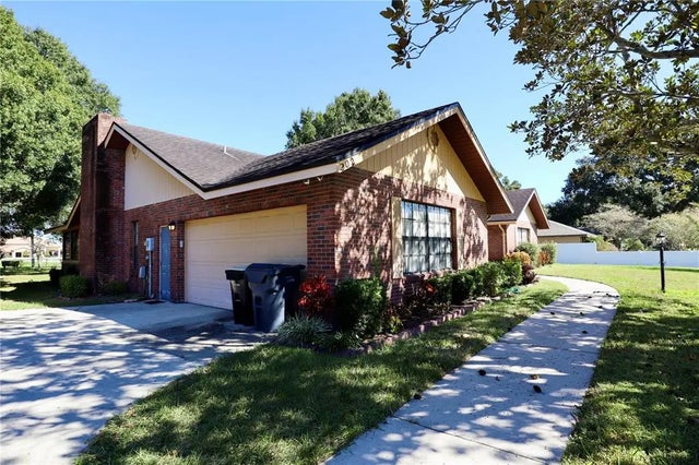 202 Crystal Court, WINTER HAVEN