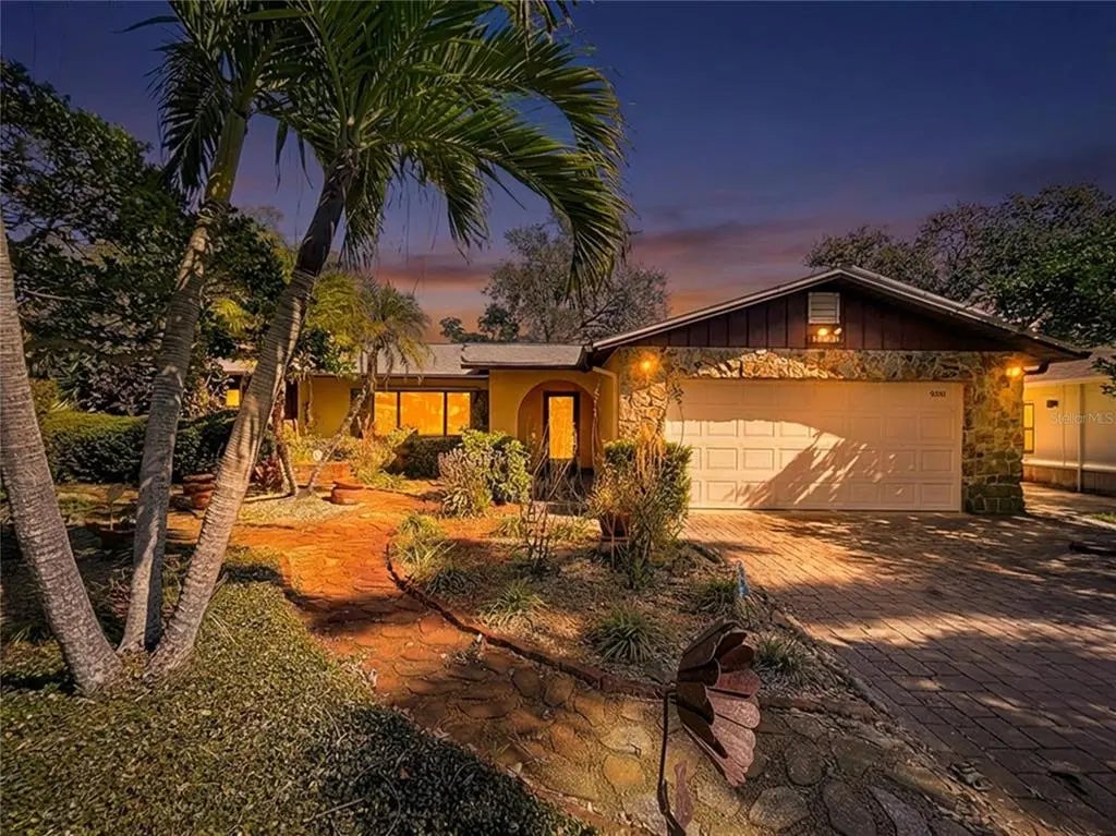 9591 128th Terrace, LARGO