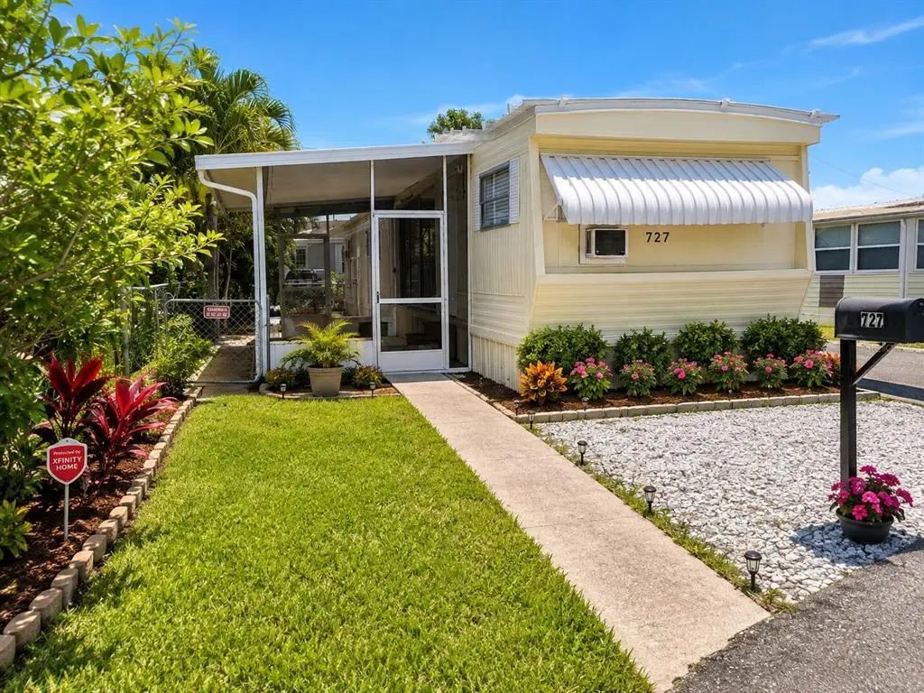 6580 Seminole Boulevard 727, SEMINOLE