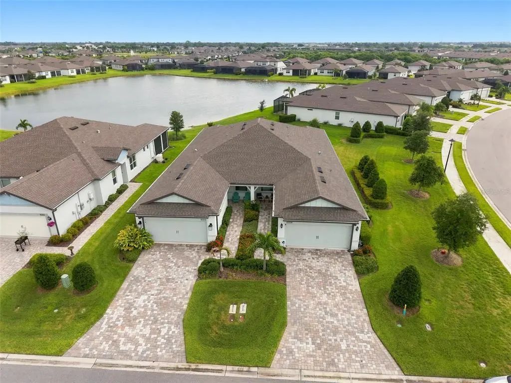 10208 Coastal Shores Drive, PARRISH