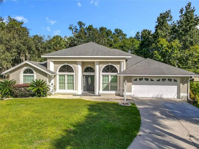 1633 Lakeside Drive, DELAND