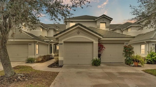 649 Grasslands Village Circle, LAKELAND