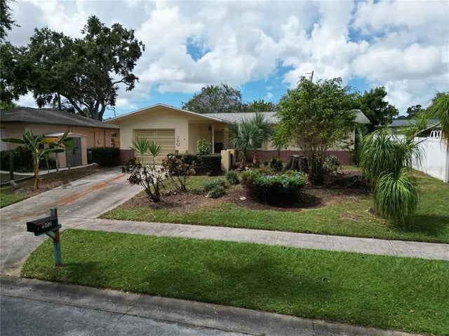 1802 Vancouver Drive, CLEARWATER