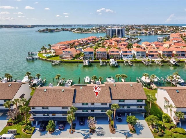 141 Marina Del Rey Court, CLEARWATER BEACH