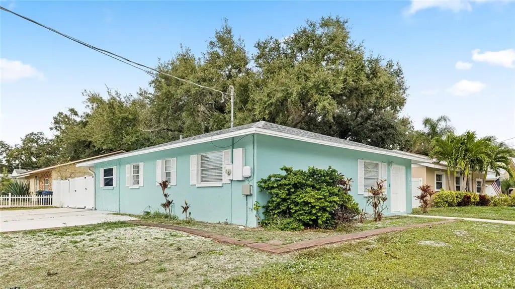 3825 Proctor Road, SARASOTA