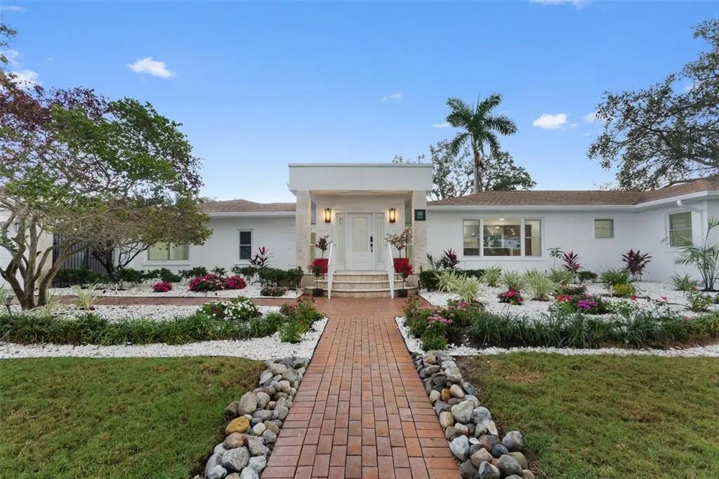 115 Rafael Boulevard Ne, ST PETERSBURG