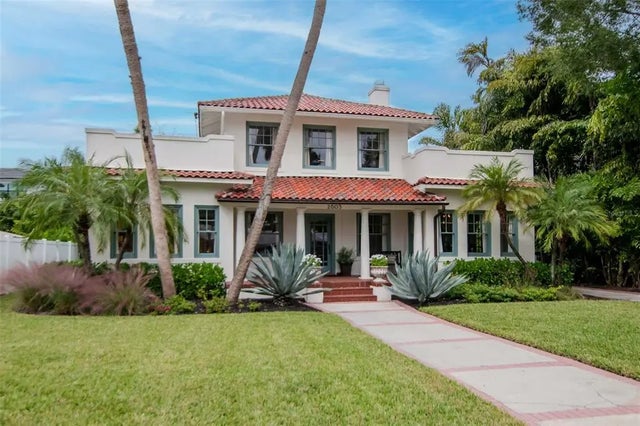 2605 S Hawthorne Circle, TAMPA