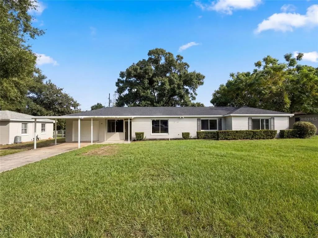411 W Seminole Avenue, EUSTIS