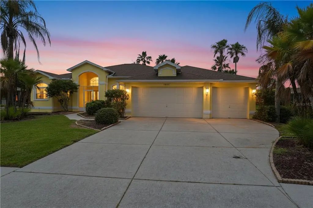 18131 Rivard Boulevard, BROOKSVILLE