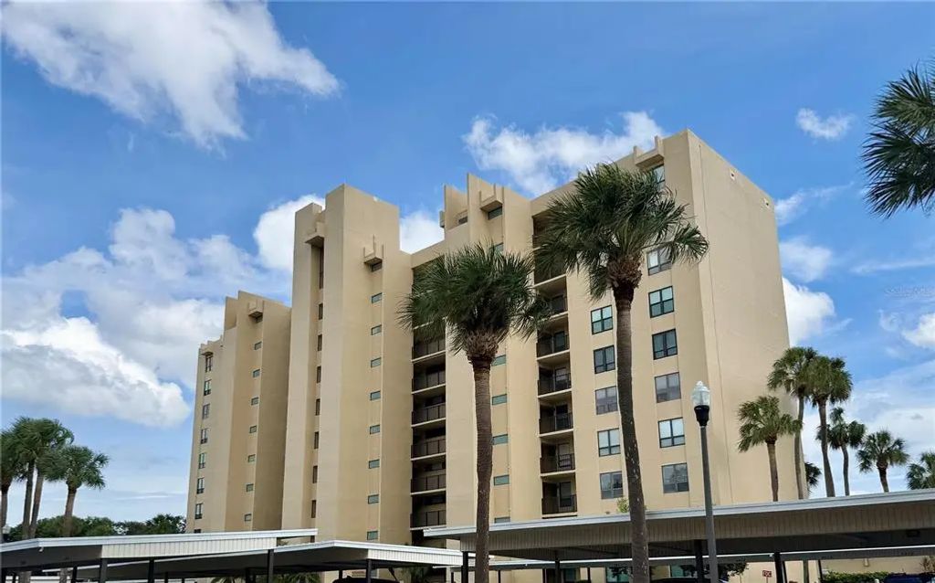 2620 Cove Cay Drive 307, CLEARWATER