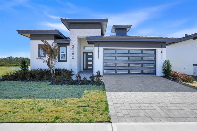 3060 Kensington Avenue, DAVENPORT