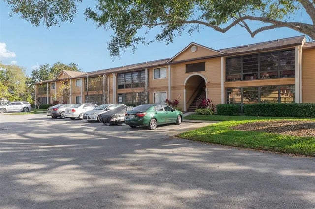 6031 Scotchwood Glen 108, ORLANDO
