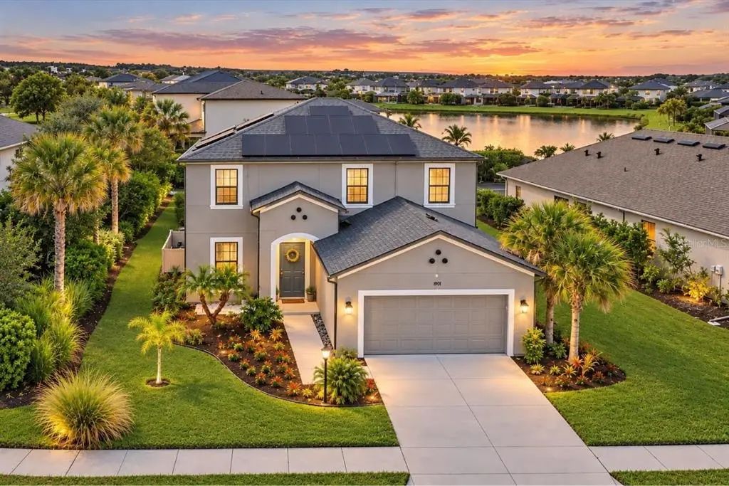 9303 Starry Night Avenue, SARASOTA