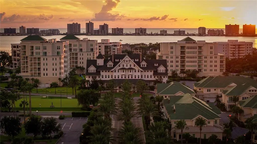 85 Belleview Boulevard 204, BELLEAIR