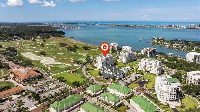 85 Belleview Boulevard 204, BELLEAIR