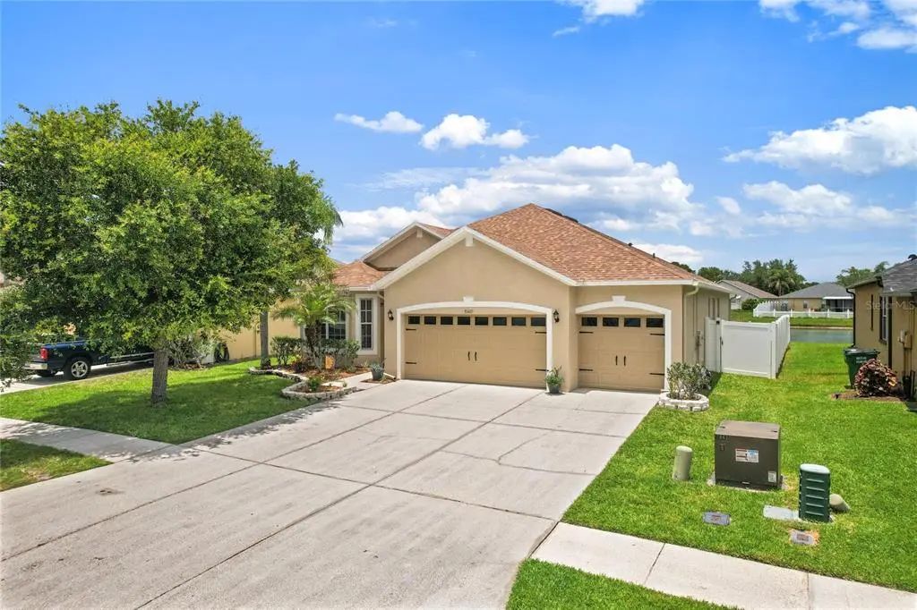 31415 Bridgegate Drive, WESLEY CHAPEL
