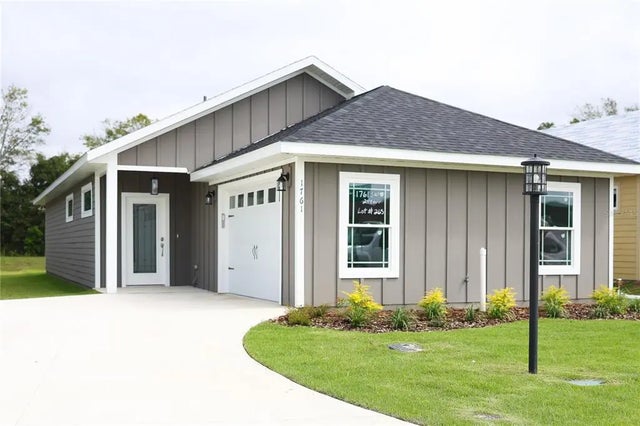 1761 Sw 244th Terrace, NEWBERRY