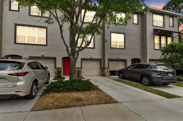 2547 Lexington Oak Drive, BRANDON