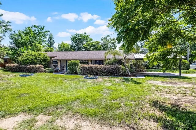 1250 Tangerine Court, EUSTIS