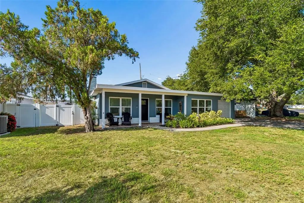 10748 Village Green Ave, SEMINOLE
