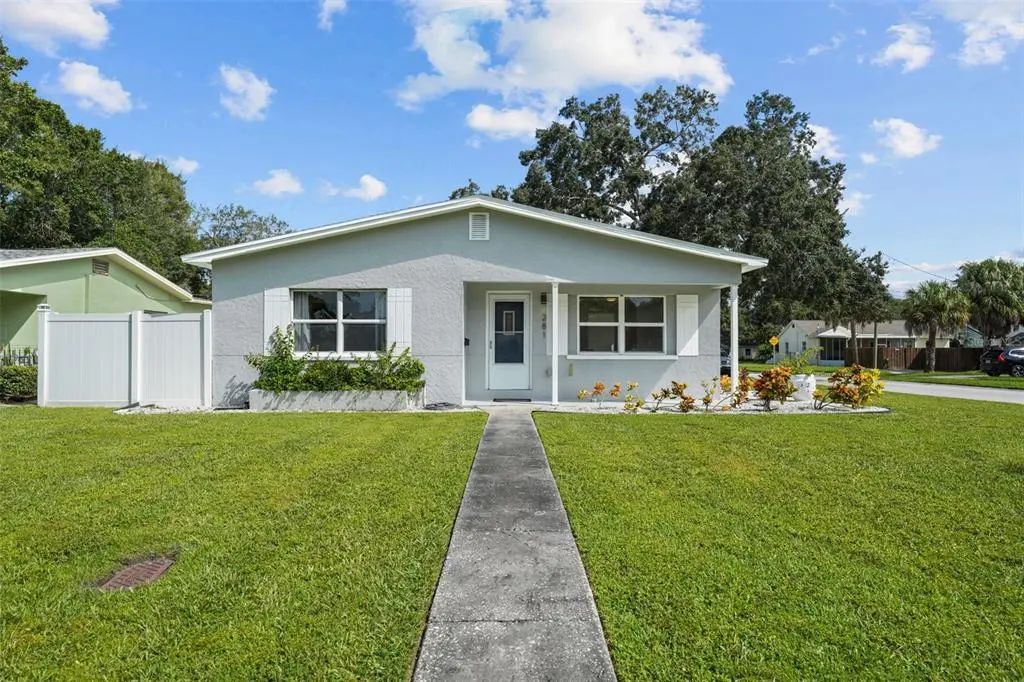 281 38th Avenue Ne, ST. PETERSBURG