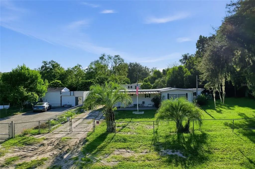 44704 Lake Mack Drive, DELAND